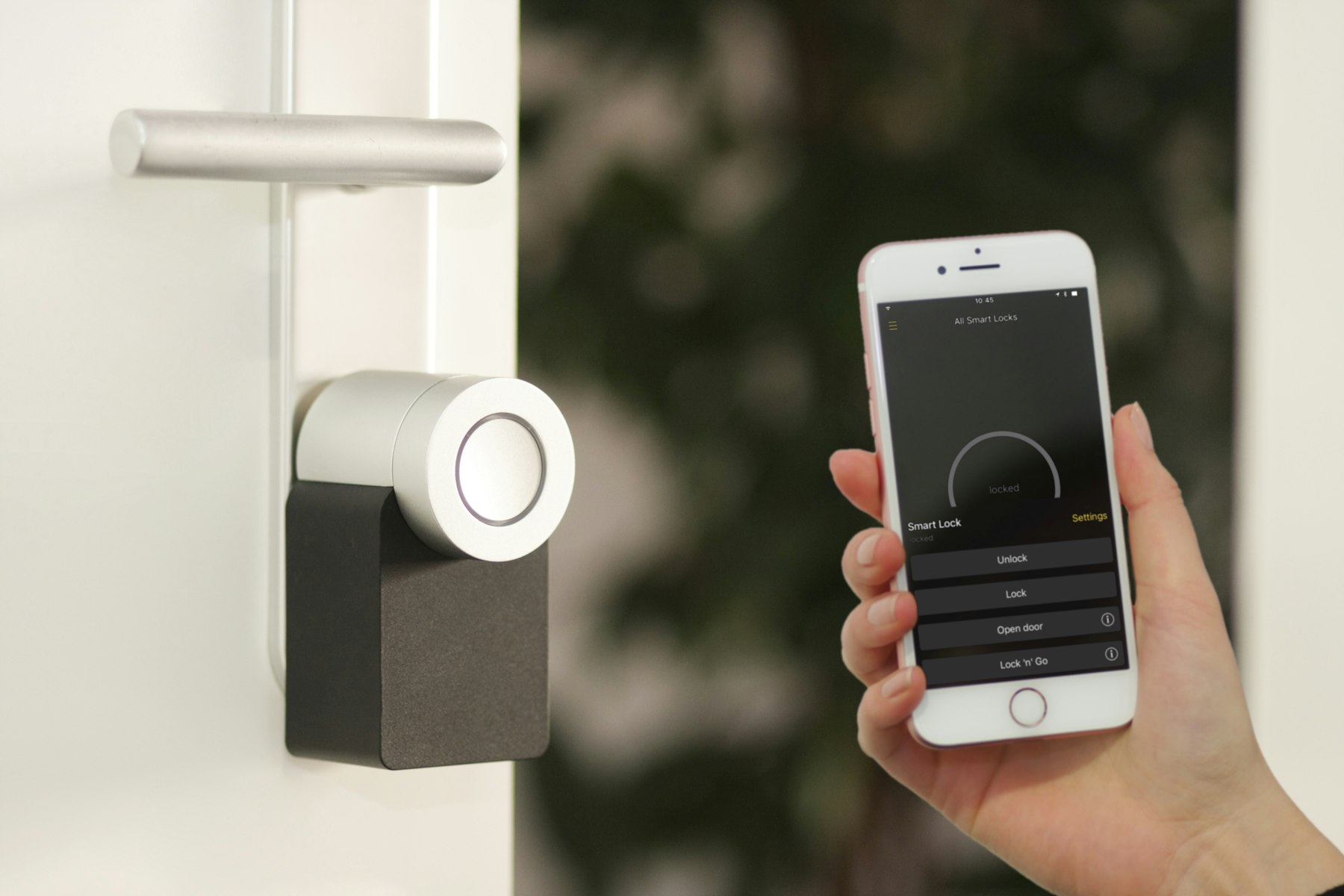 Smart lock controlled from a phone