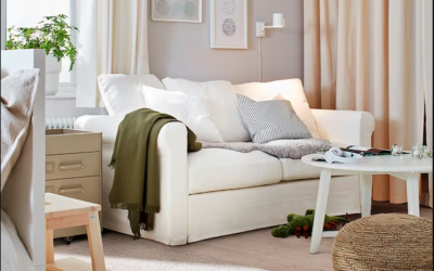 A Ikea tem capas de sofá universais que se adaptam a todos os modelos para proteger o seu sofá e mantê-lo com estilo