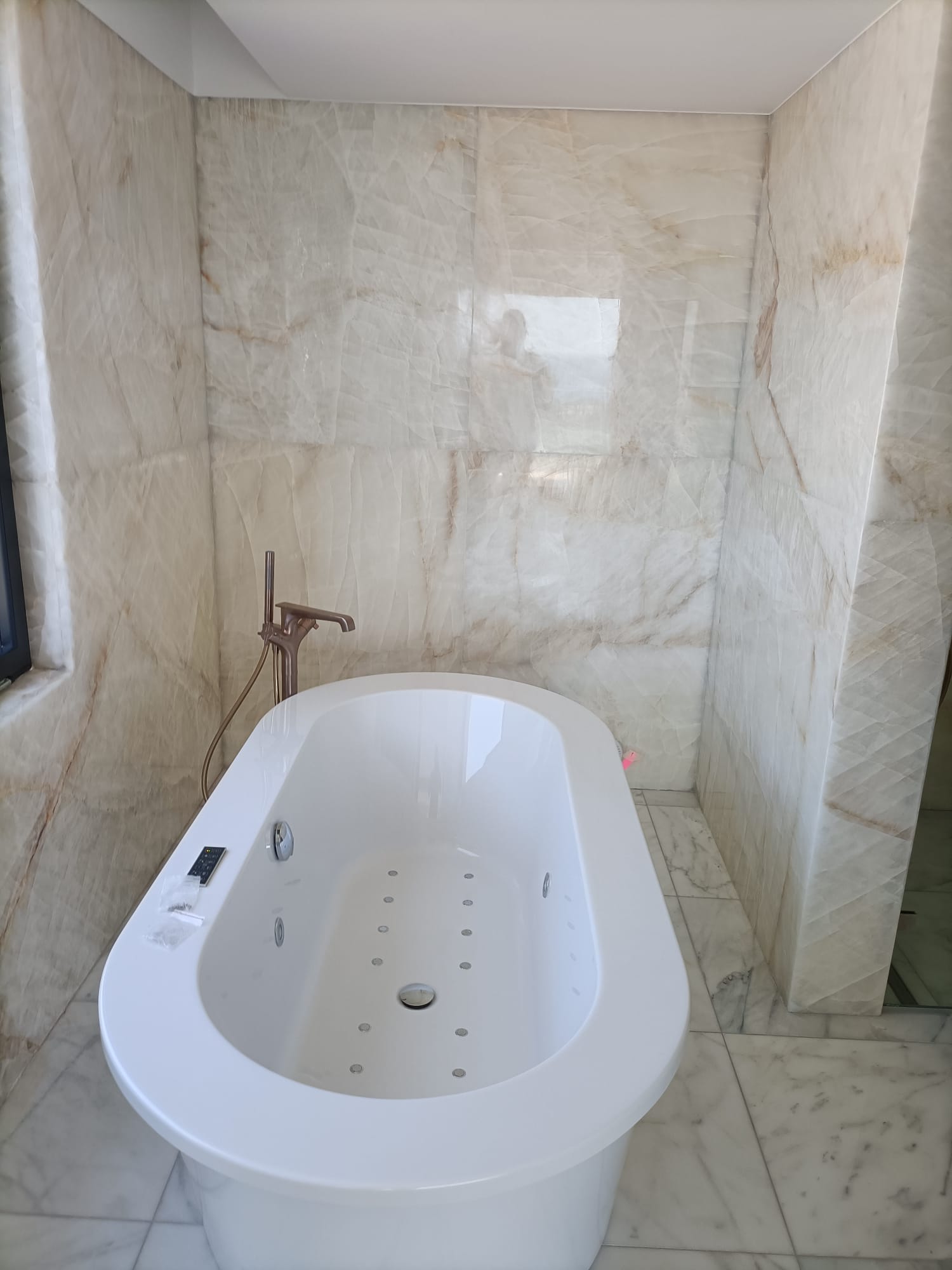 remodeled_bathtub Image of a remodeled bathtub