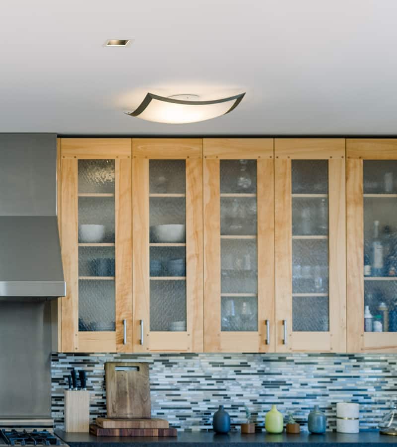 modern_kitchen_with_wooden_drawers Modern_kitchen_with_drawers